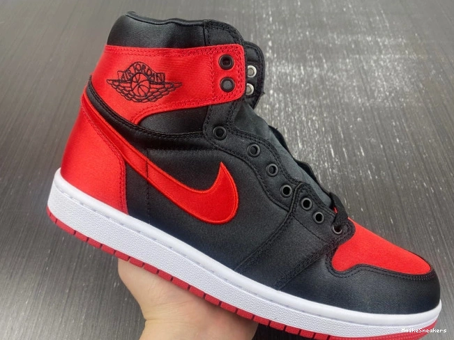 MaikeSneakers Bred Satin Air FD4810-061 WMNS OG 1 High Jordan 0715